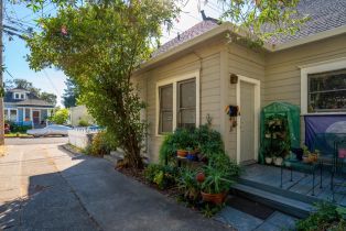 Residential Income,  Tupper street, Santa Rosa, CA 95404 - 8