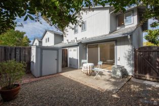 Condominium,  Elbridge avenue, Cloverdale, CA 95425 - 4