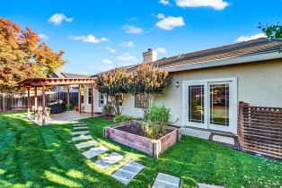 Single Family Residence,  Lloyd drive, Napa, CA 94558 - 56