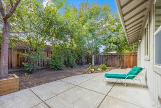 Single Family Residence,  Rochioli drive, Windsor, CA 95492 - 33