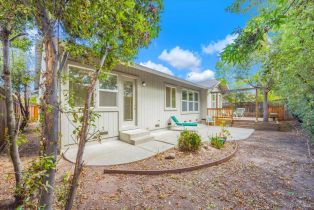 Single Family Residence,  Rochioli drive, Windsor, CA 95492 - 4