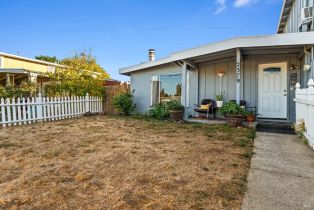 Single Family Residence, 2379 Barry St, Napa, CA  Napa, CA 94559