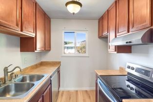 Condominium,  Dorado court, Santa Rosa, CA 95403 - 6