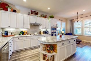 Single Family Residence,  Decanter circle, Windsor, CA 95492 - 10