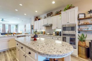 Single Family Residence,  Decanter circle, Windsor, CA 95492 - 9