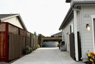 Single Family Residence,  Crestview drive, Santa Rosa, CA 95403 - 9