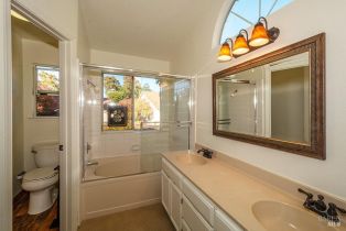 Single Family Residence,  La Quinta drive, Windsor, CA 95492 - 16