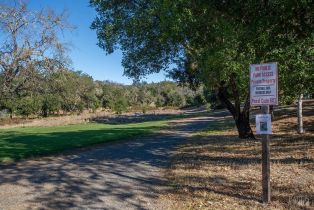 Single Family Residence,  La Quinta drive, Windsor, CA 95492 - 38