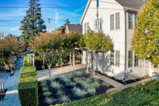 Single Family Residence,  East street, Healdsburg, CA 95448 - 4