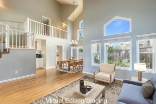 Single Family Residence,  Piccadilly circle, Windsor, CA 95492 - 4