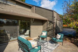 Condominium,  Valley View court, Sebastopol, CA 95472 - 2