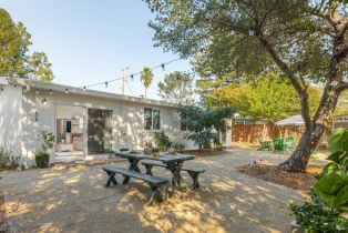 Single Family Residence,  Solar way, Healdsburg, CA 95448 - 18