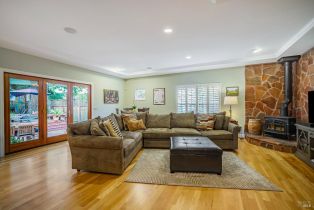 Single Family Residence,  Barrio way, Windsor, CA 95492 - 9