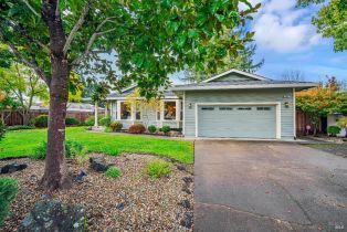 Single Family Residence, 196 Barrio Way, Windsor, CA  Windsor, CA 95492