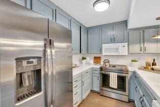 Condominium,  Fountain Grove circle, Napa, CA 94558 - 4