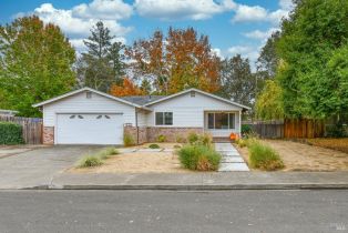 Single Family Residence, 121 Kerns Ct, Napa, CA  Napa, CA 94558