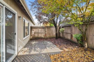 Single Family Residence,  Glen Miller drive, Windsor, CA 95492 - 21