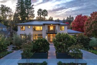 Single Family Residence, 713 Grove St, Healdsburg, CA  Healdsburg, CA 95448