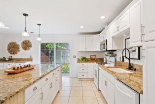 Single Family Residence,  Old Oak road, Windsor, CA 95492 - 15