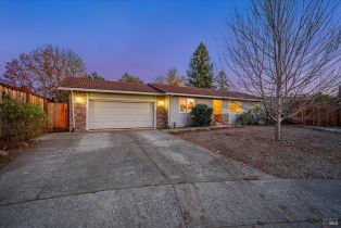 Single Family Residence, 454 Shannon Ct, Windsor, CA  Windsor, CA 95492