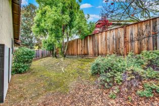 Single Family Residence,  Blue Jay court, Napa, CA 94558 - 62