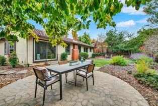 Single Family Residence,  Blue Jay court, Napa, CA 94558 - 56