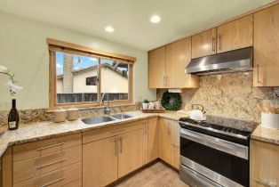 Single Family Residence,  Blue Jay court, Napa, CA 94558 - 37