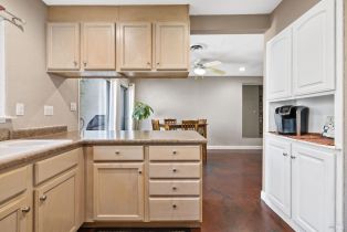 Condominium,  Candlelight drive, Santa Rosa, CA 95403 - 23