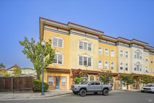 Condominium, 193 Johnson St, Windsor, CA  Windsor, CA 95492