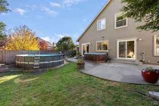 Single Family Residence,  Elsbree lane, Windsor, CA 95492 - 38