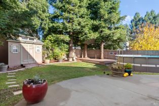 Single Family Residence,  Elsbree lane, Windsor, CA 95492 - 28