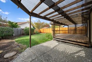 Single Family Residence,  La Contenta court, Windsor, CA 95492 - 34