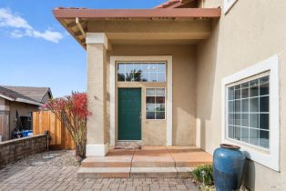 Single Family Residence,  La Contenta court, Windsor, CA 95492 - 4