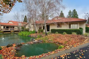 Condominium, 25 Fountain Grove Cir, Napa, CA  Napa, CA 94558