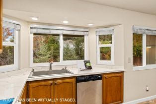 Single Family Residence,  Carriage lane, Santa Rosa, CA 95403 - 10