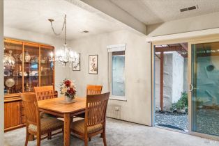 Condominium,  Shady Oak drive, Santa Rosa, CA 95404 - 11