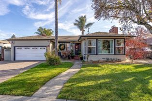 Single Family Residence,  Geary drive, Santa Rosa, CA 95404 - 3