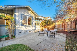 Single Family Residence,  Rochioli drive, Windsor, CA 95492 - 38