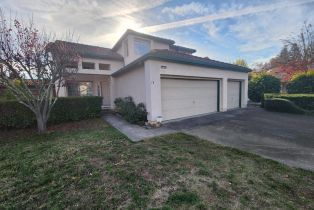 Single Family Residence, 73 Brianne Cir, Windsor, CA  Windsor, CA 95492