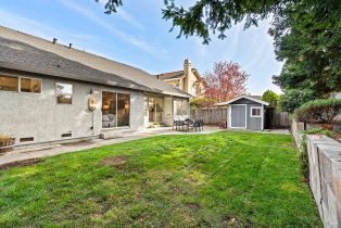 Single Family Residence,  Cottontail way, Windsor, CA 95492 - 33