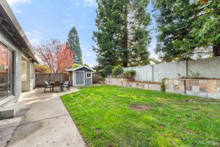 Single Family Residence,  Cottontail way, Windsor, CA 95492 - 34