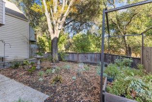 Single Family Residence,  Creekside court, Healdsburg, CA 95448 - 43