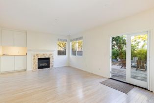 Single Family Residence,  Canyon run, Healdsburg, CA 95448 - 8