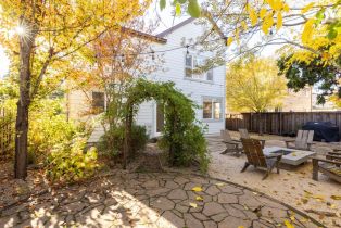 Single Family Residence,  Canyon run, Healdsburg, CA 95448 - 32