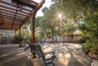 Single Family Residence,  Los Robles avenue, Windsor, CA 95492 - 12