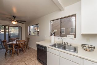 Condominium,  Steele lane, Santa Rosa, CA 95403 - 8