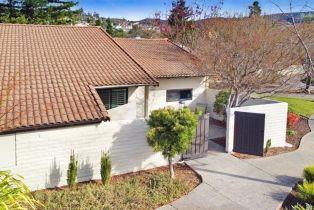 Condominium,  Fairways drive, Napa, CA 94558 - 2