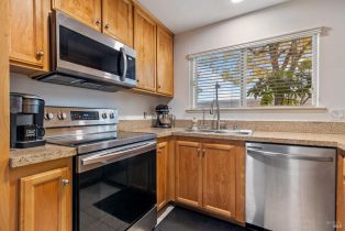 Condominium,  Burt street, Santa Rosa, CA 95407 - 8