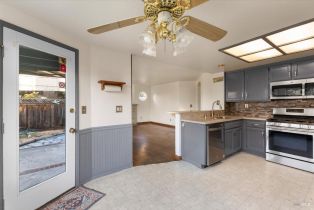 Single Family Residence,  Northampton drive, Windsor, CA 95492 - 13