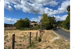 Single Family Residence,  Chiquita road, Healdsburg, CA 95448 - 5